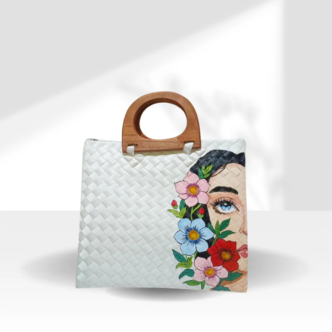 Pandan Bag w/ Wood Handle Zippered